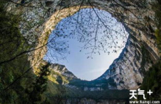 奉节天坑地缝,大自然的鬼斧神工与地质奇观之旅
